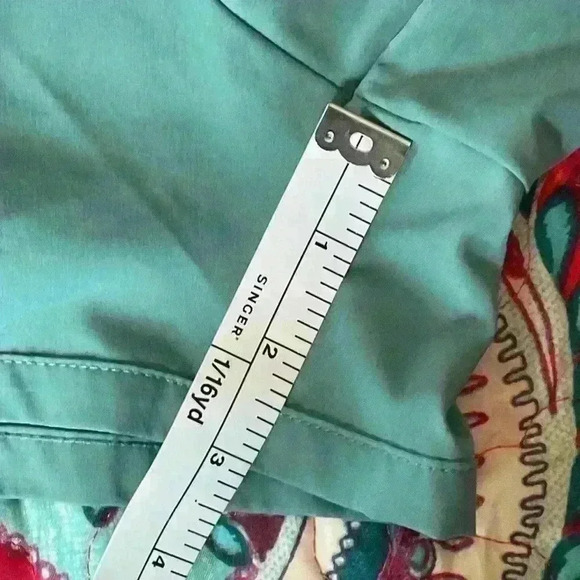 Marika moss green shorts. - Picture 6 of 7